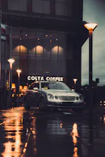 Hassle Free Airport Transfers gallery image