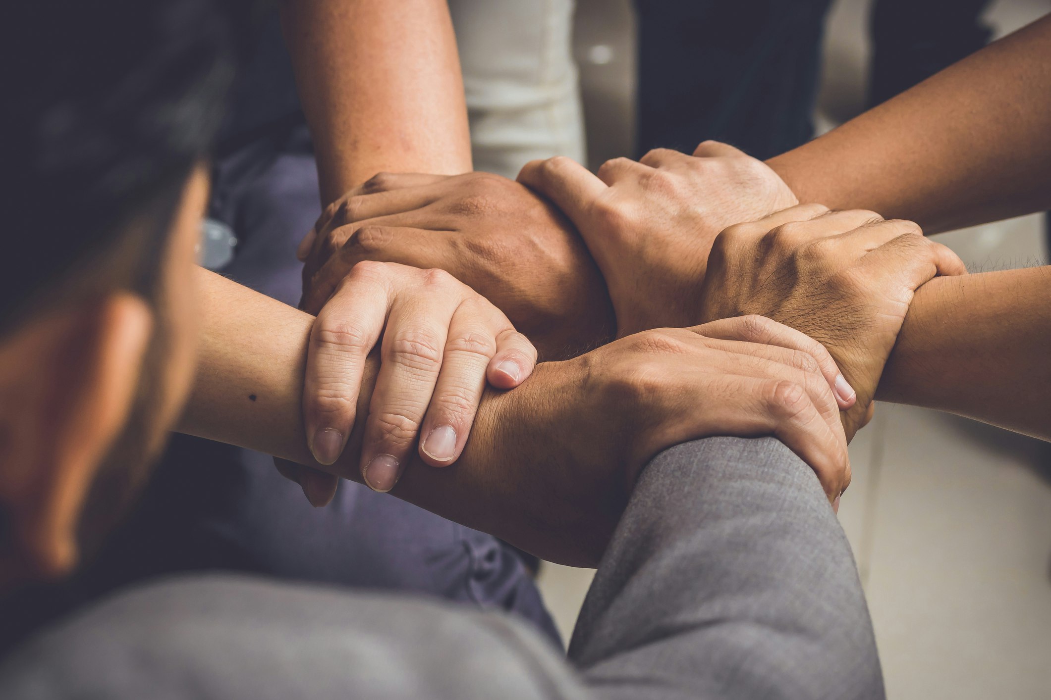 Free Online Masterclass: How to Build Trust so People Will Buy From You