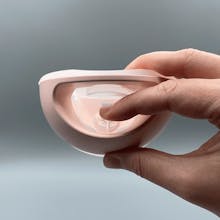 Jellie Collect Wearable Breast Pump gallery image