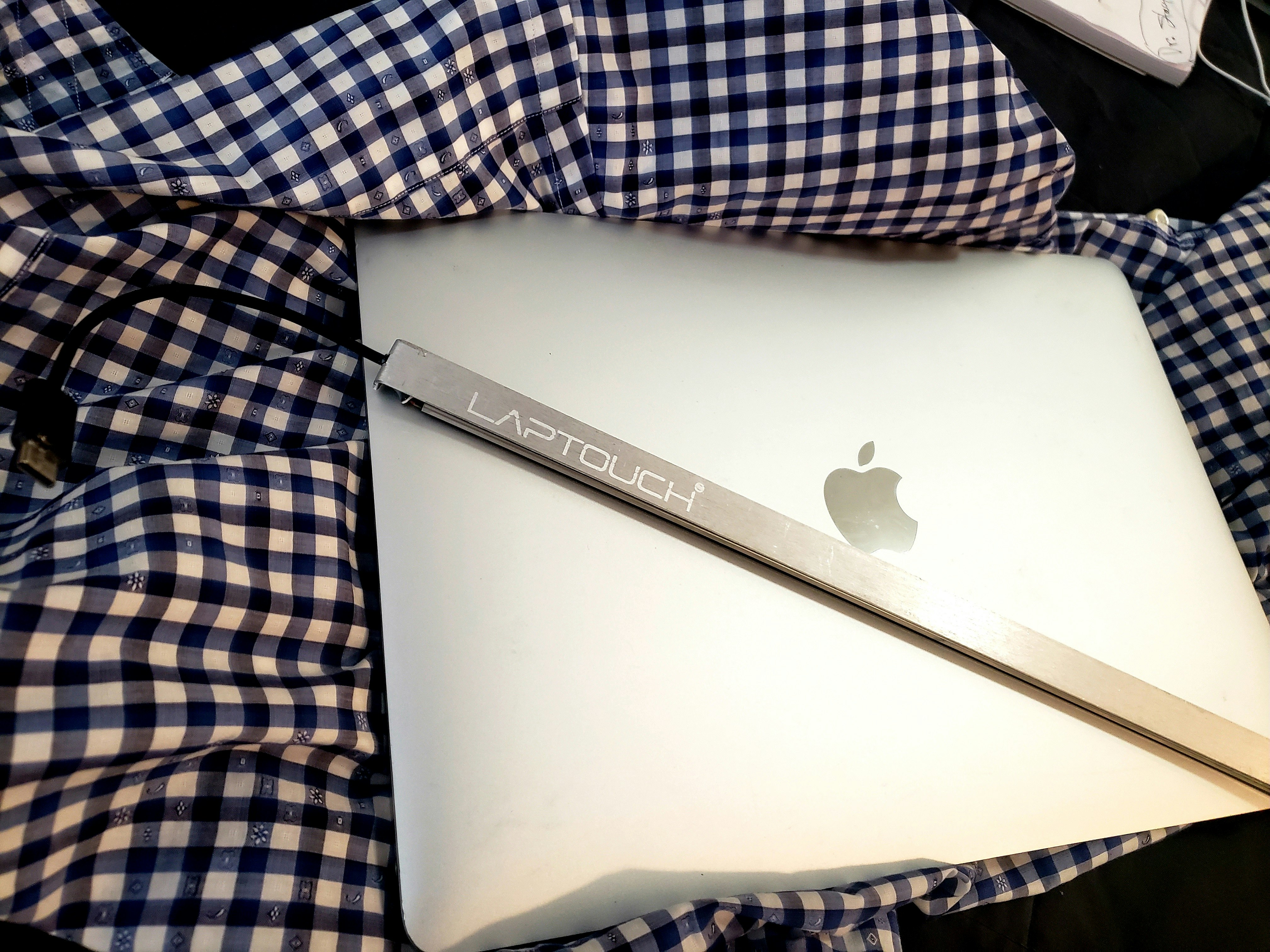 AirBar 2.0 | Touchscreens For MacBooks - Plug & play device that gives your MacBook a touchscreen 미디어 5