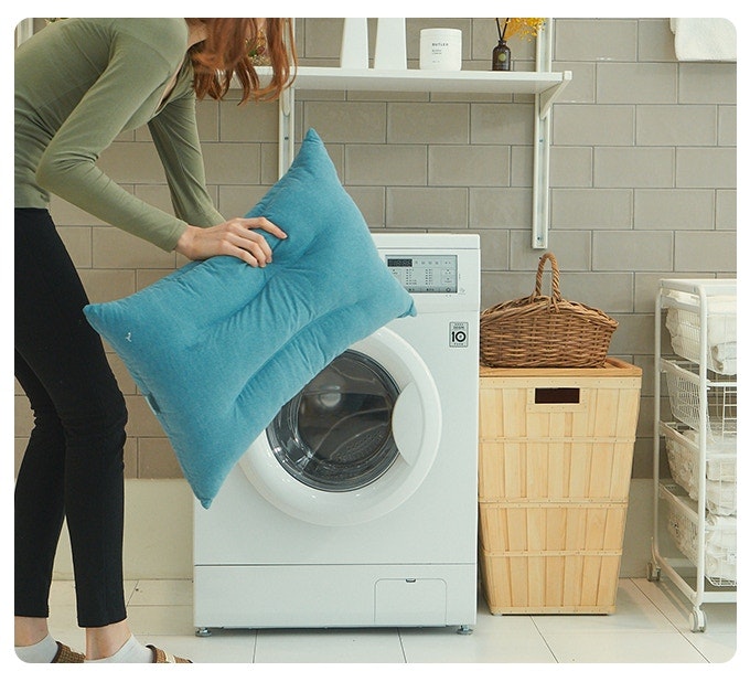 Cotton Shower Pillow, INC. gallery image