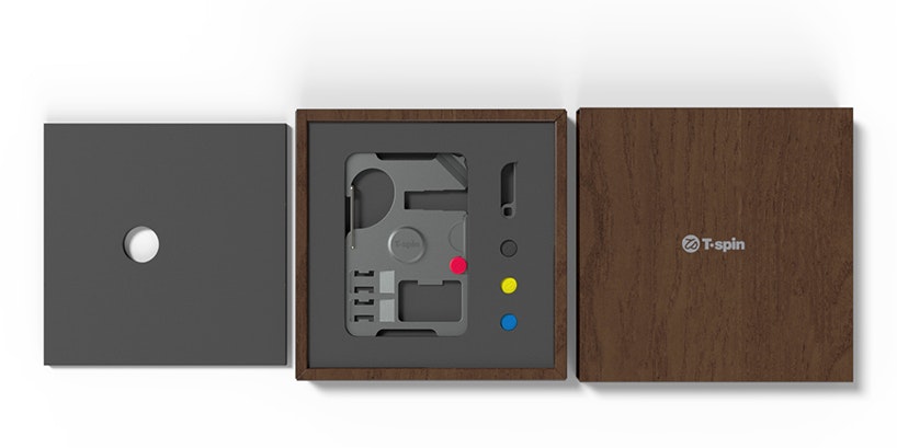 T'Spin Titanium Travel Tool gallery image