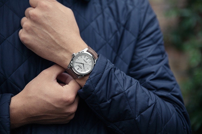 Essence gallery image