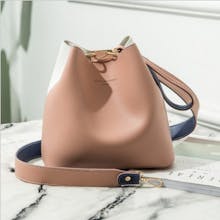 New Women's Fashion Travel Designer Bag gallery image