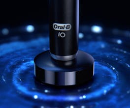ORAL-B iO 9 Electric Toothbrush gallery image