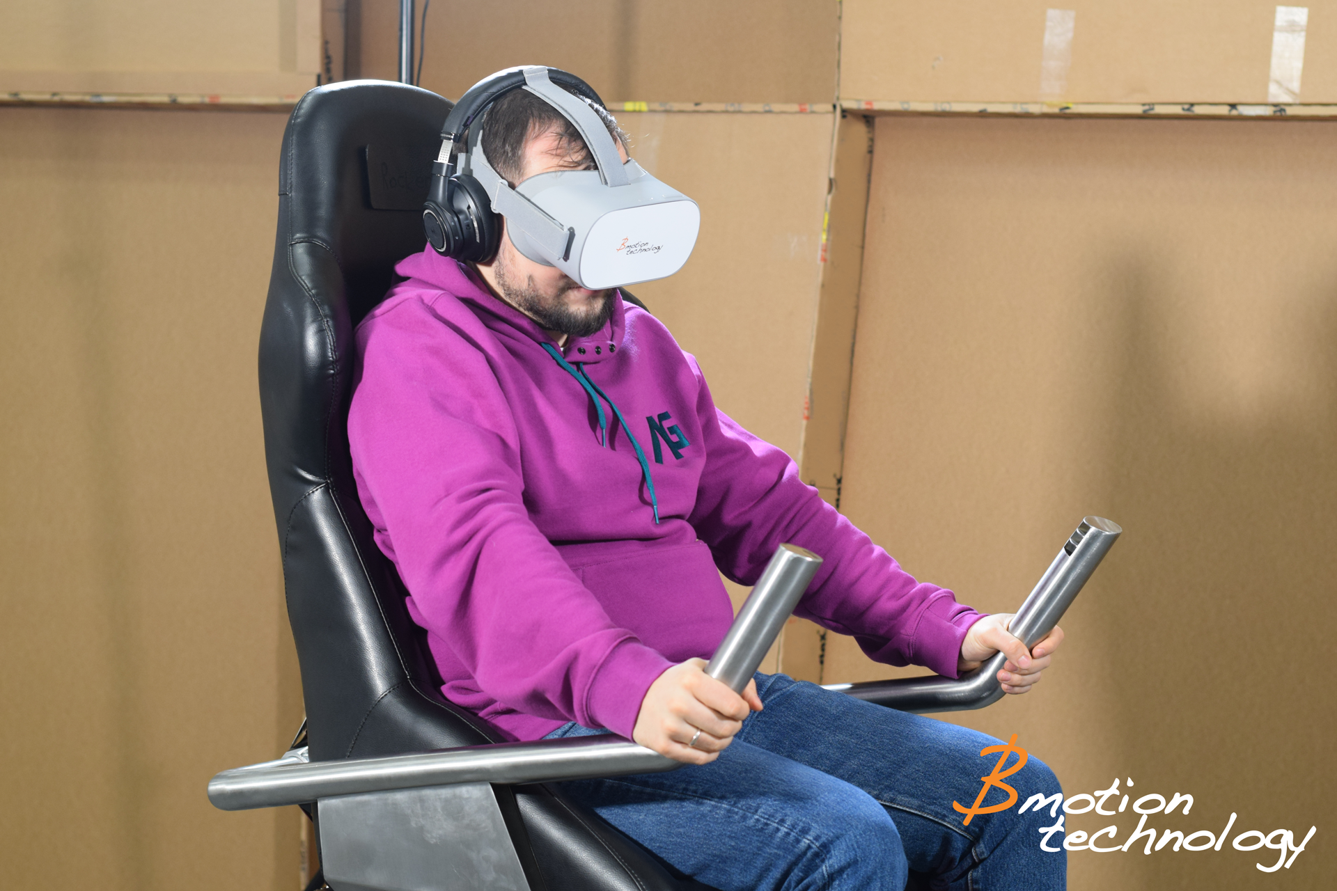 RockerVR - VR motion simulator gallery image