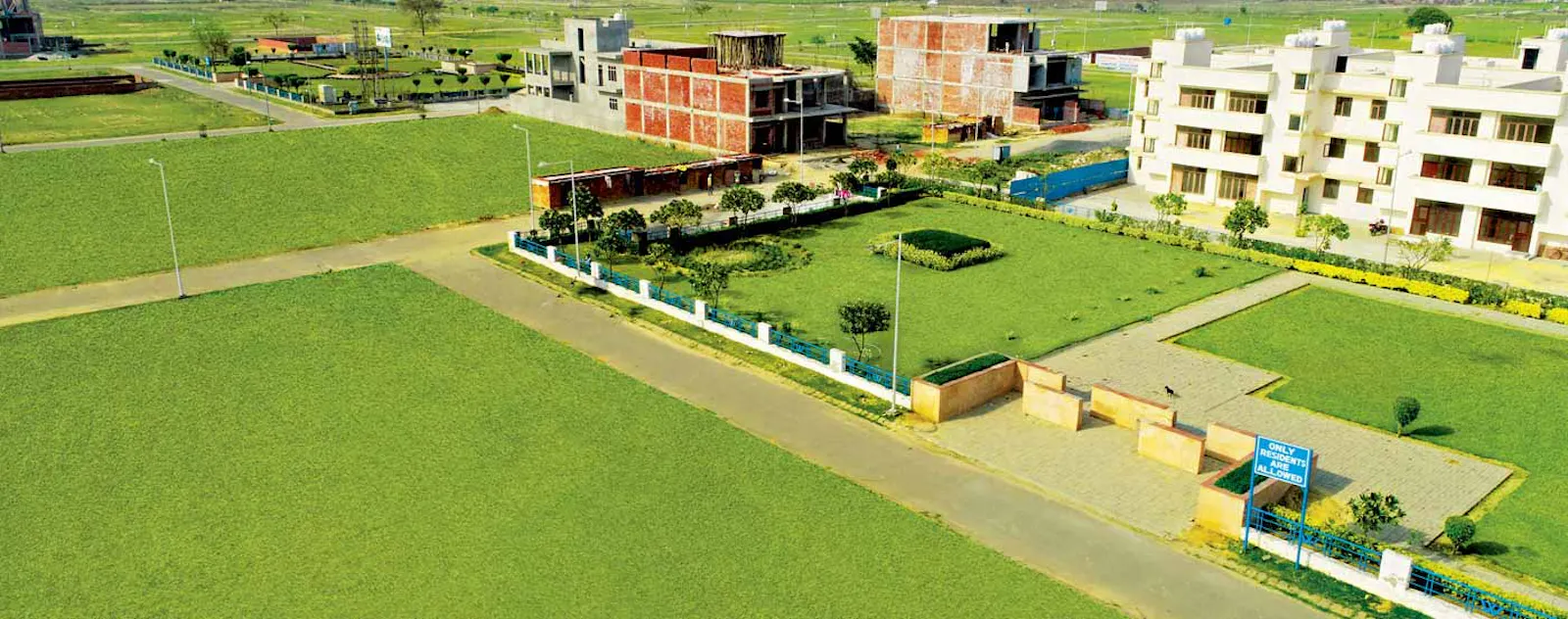 Wave City Ghaziabad screenshot 1