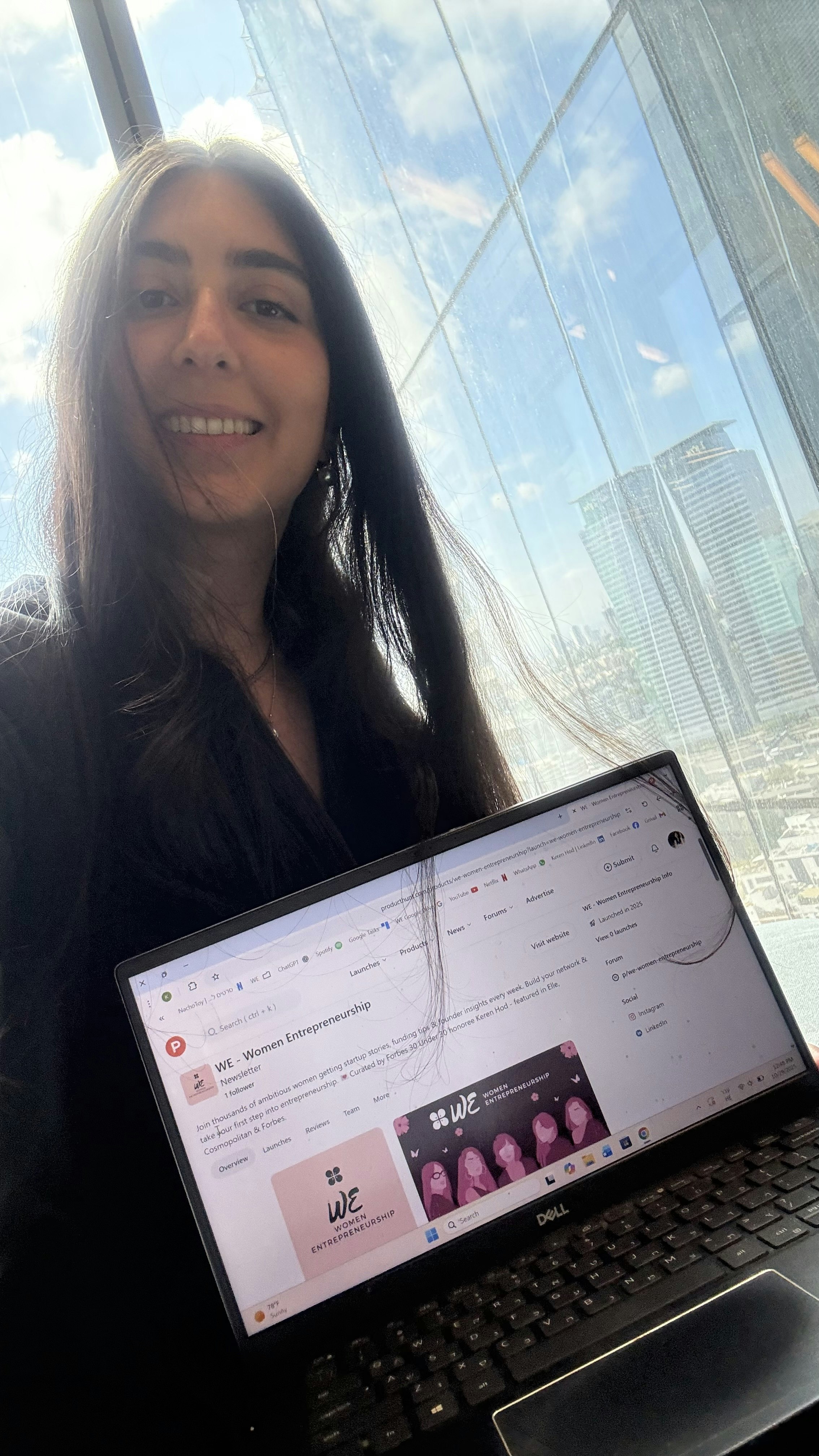 WE - Women Entrepreneurship - Main screenshot showing features and interface