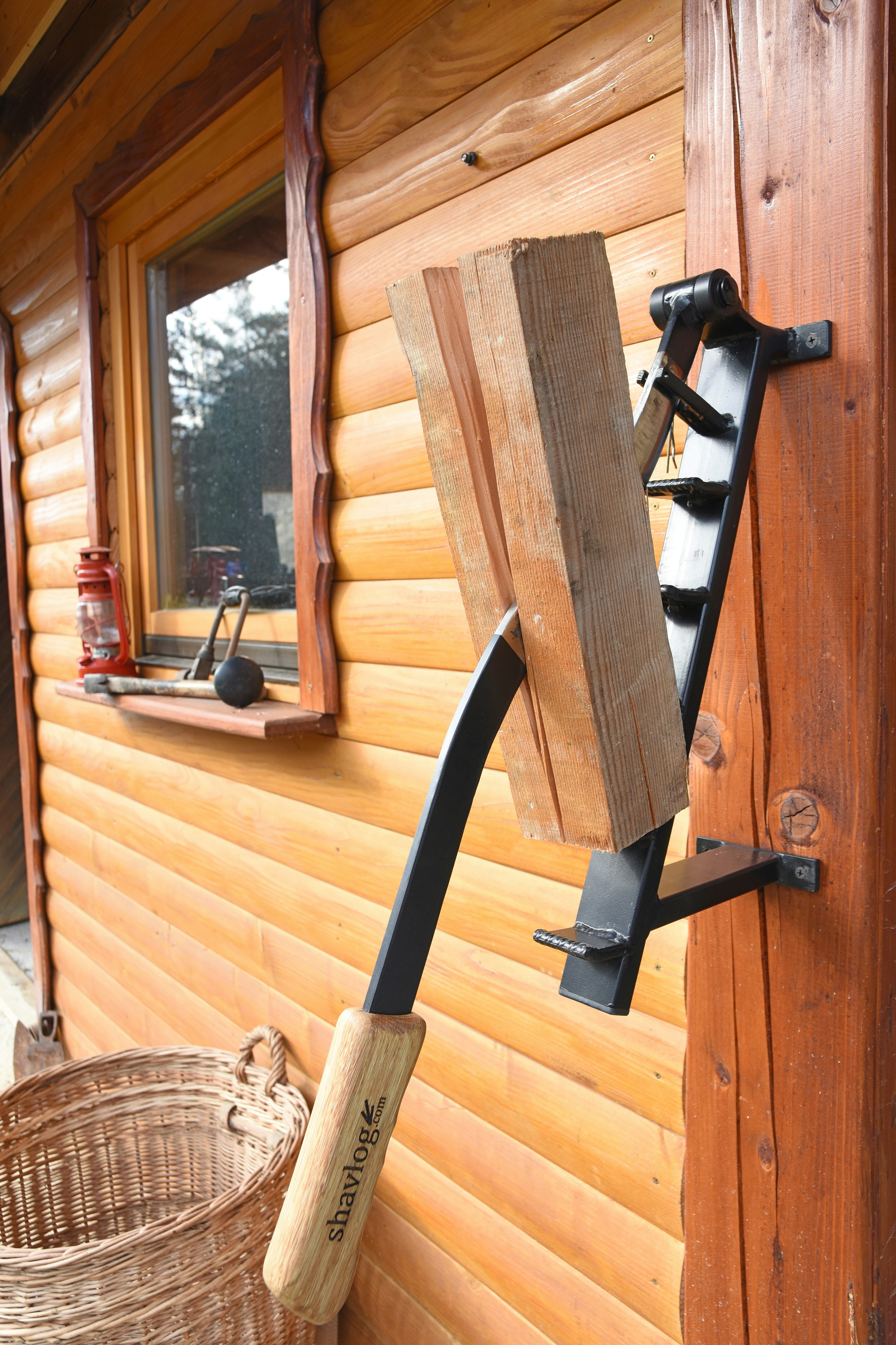 Shavlog - The Easiest Wood Splitter & Kindling Maker gallery image