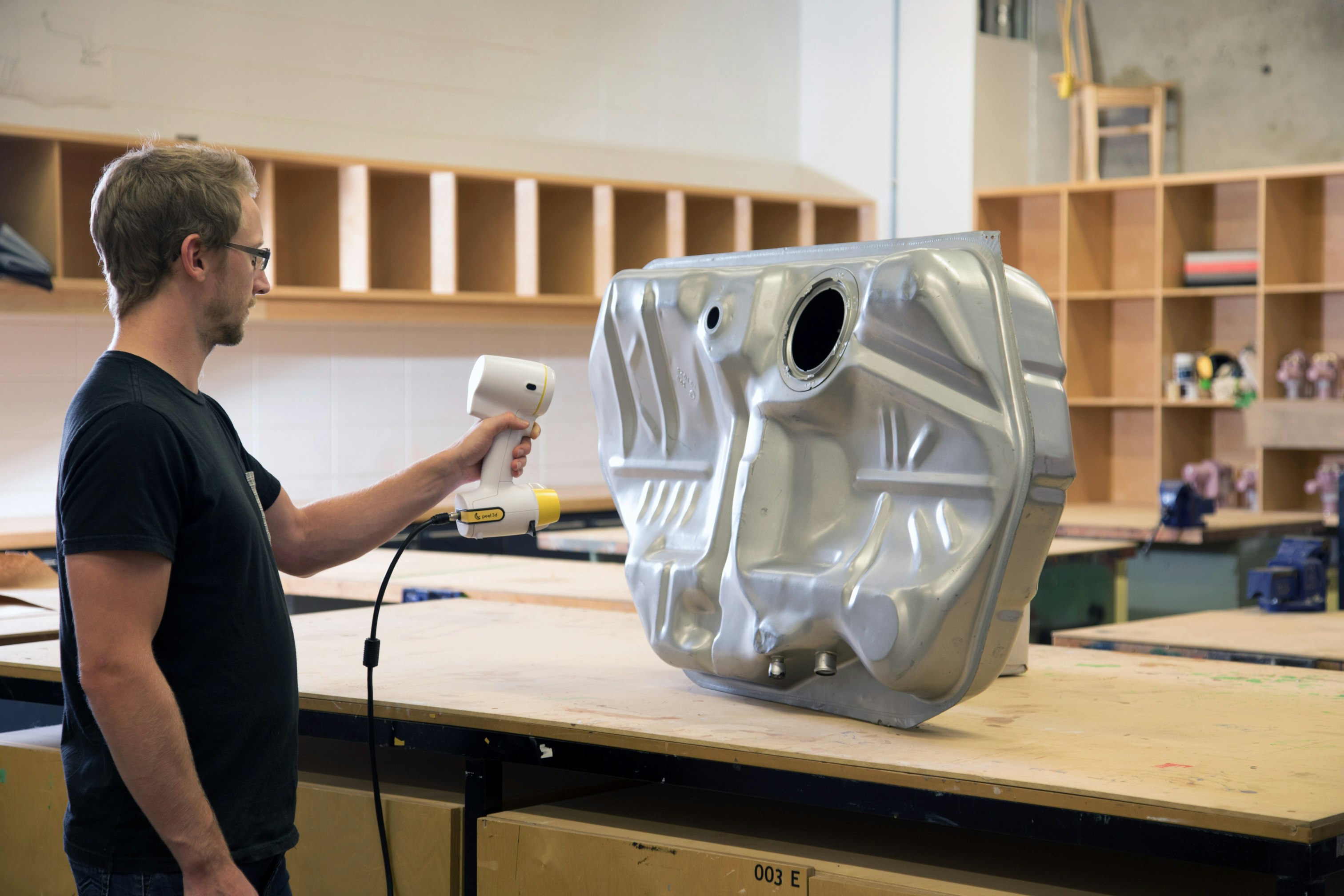 peel 3d - Affordable 3D Scanner gallery image