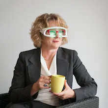 Re-Timer Light Therapy Glasses gallery image