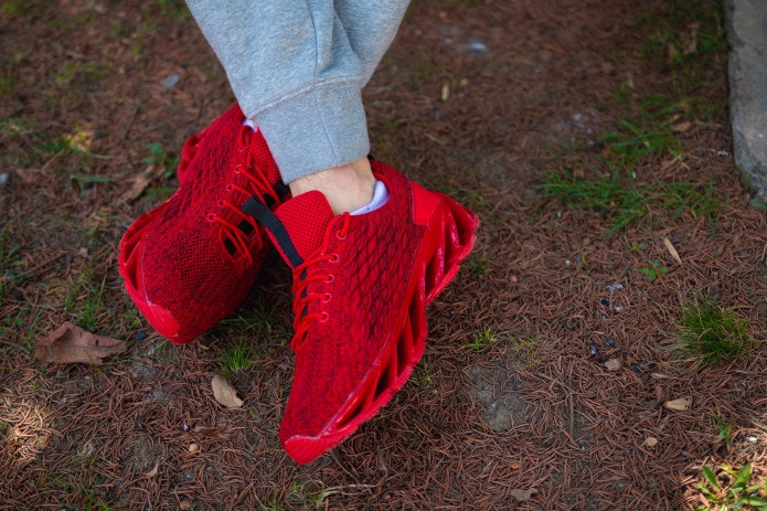 Betee: Sneakers For Every Occasion. gallery image