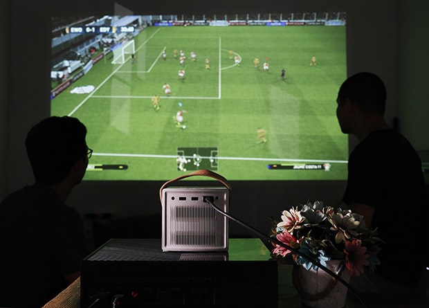 XGIMI CC Aurora gallery image