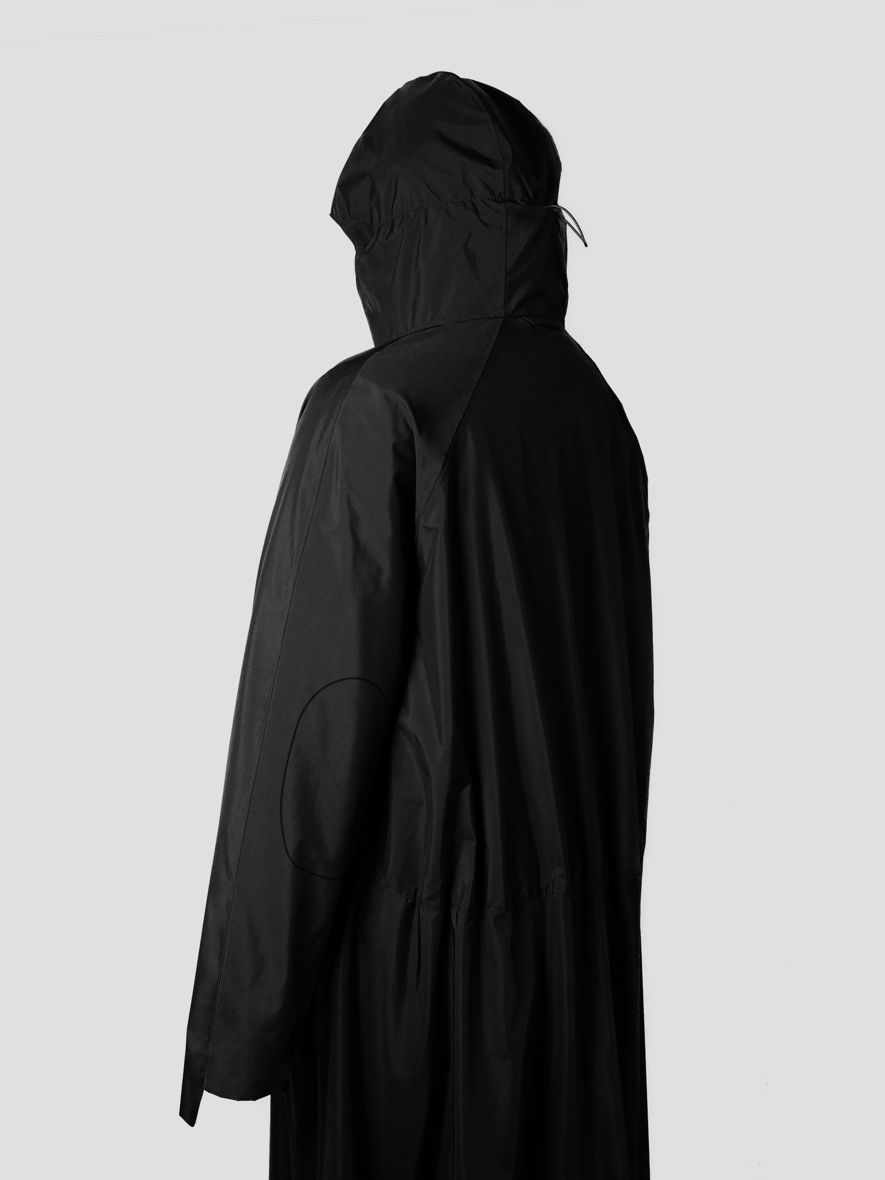 Cyclist Raincoat - your new urban lifestyle essential. gallery image