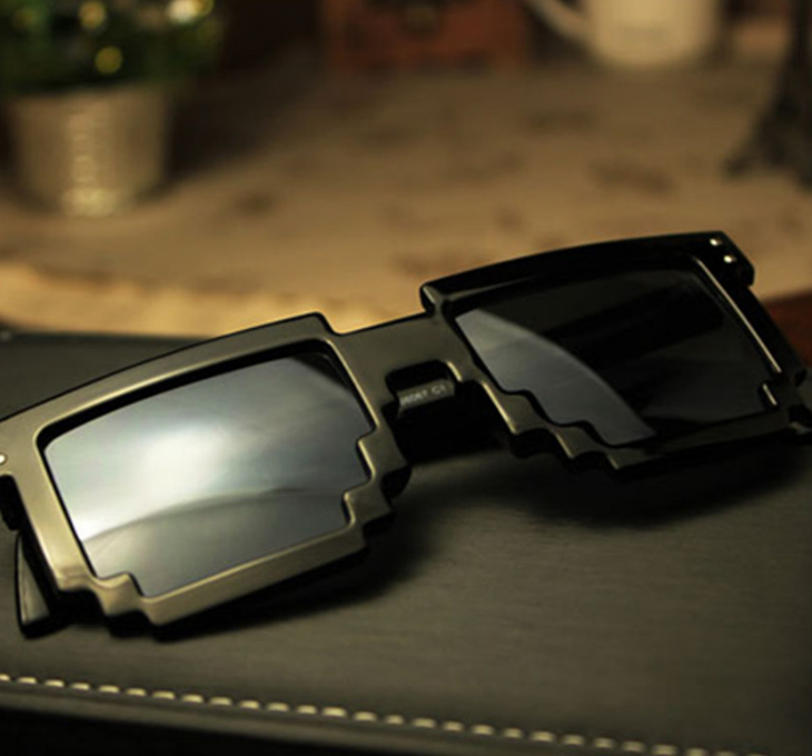 These glasses are known to protect your eyes from sunlight and bluelight! gallery image