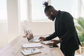 StandUppr gallery image