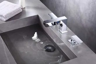 Three Holes Vessel Faucet Chrome-Segen gallery image