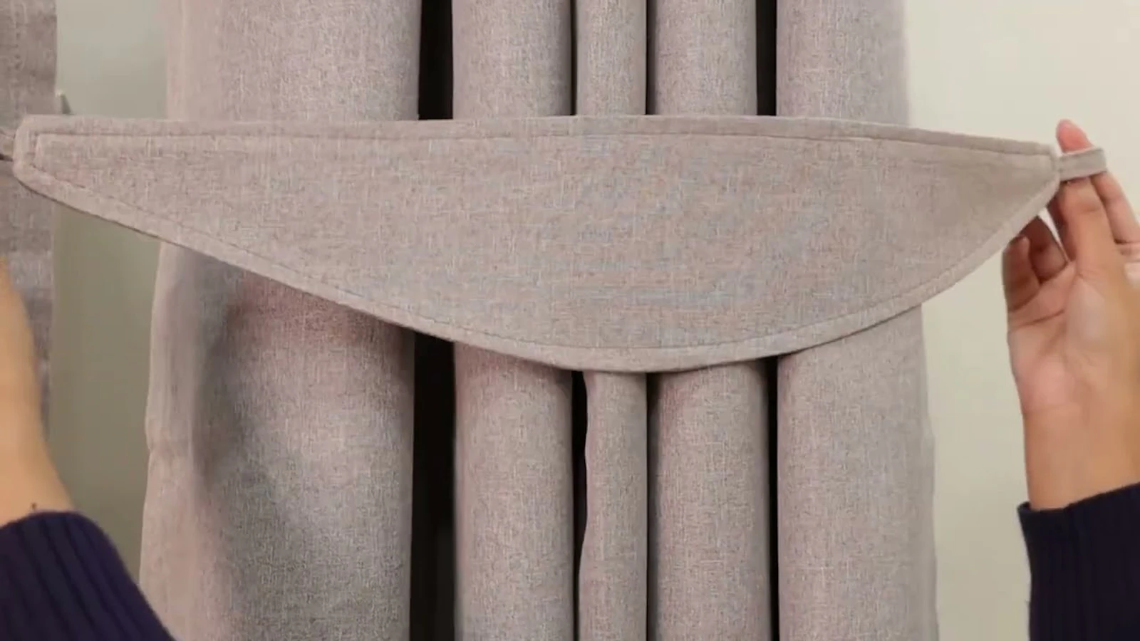 Linen Blackout Eyelet Curtains screenshot 1 (video preview)