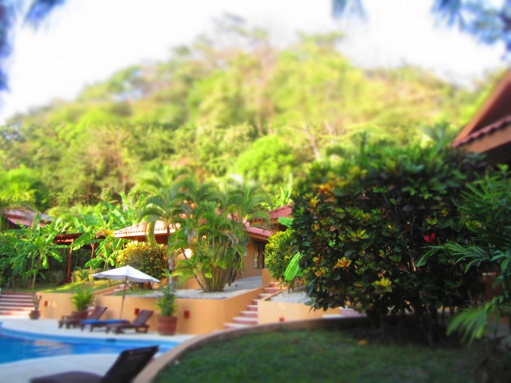 Travel with Makers gallery image