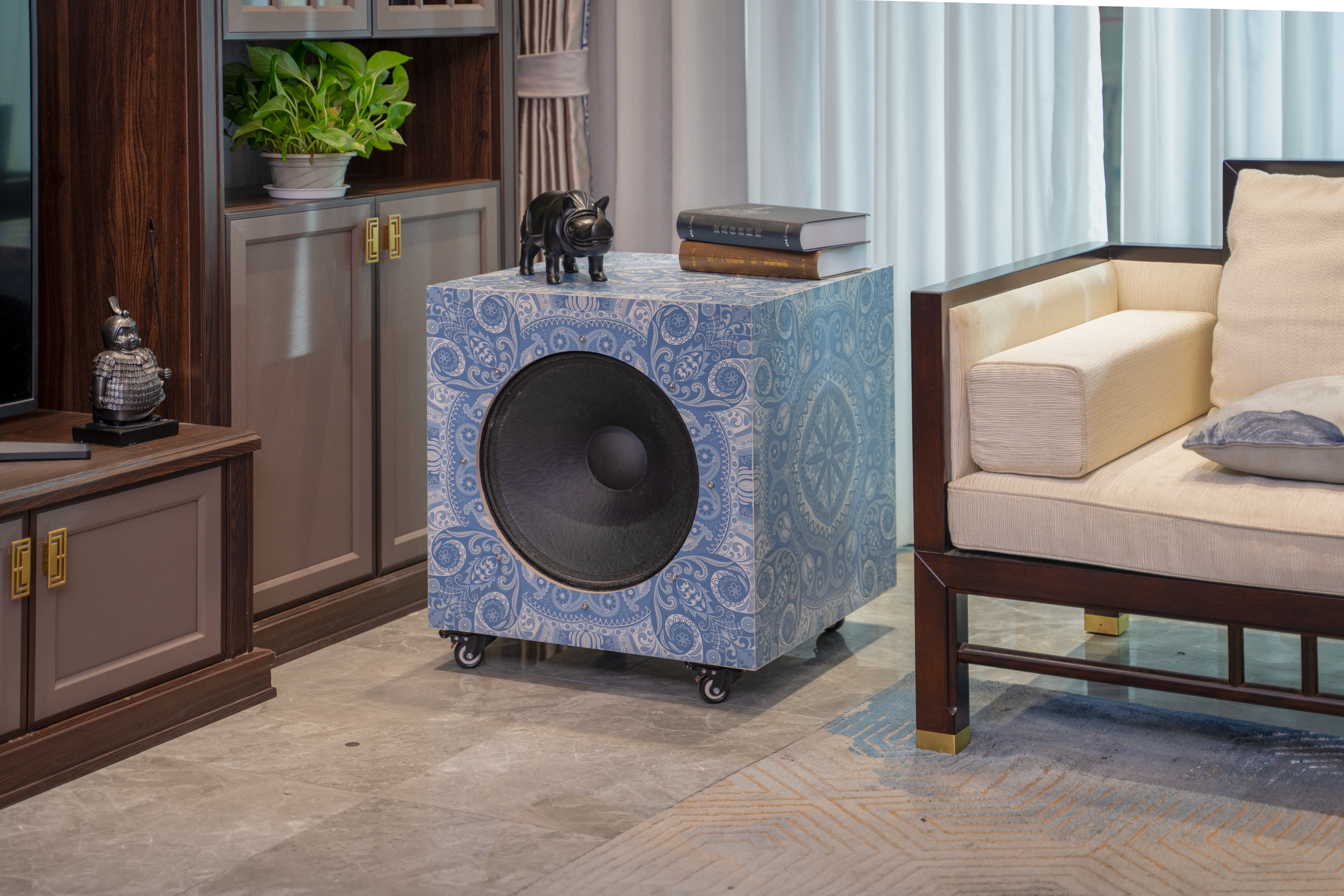 18-Inch bluetooth Speaker gallery image