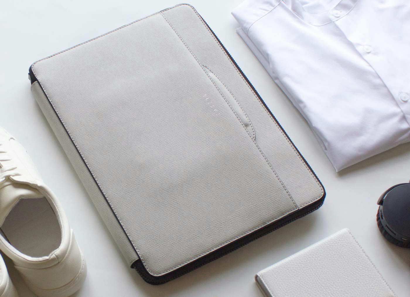 THE SLEEVE gallery image