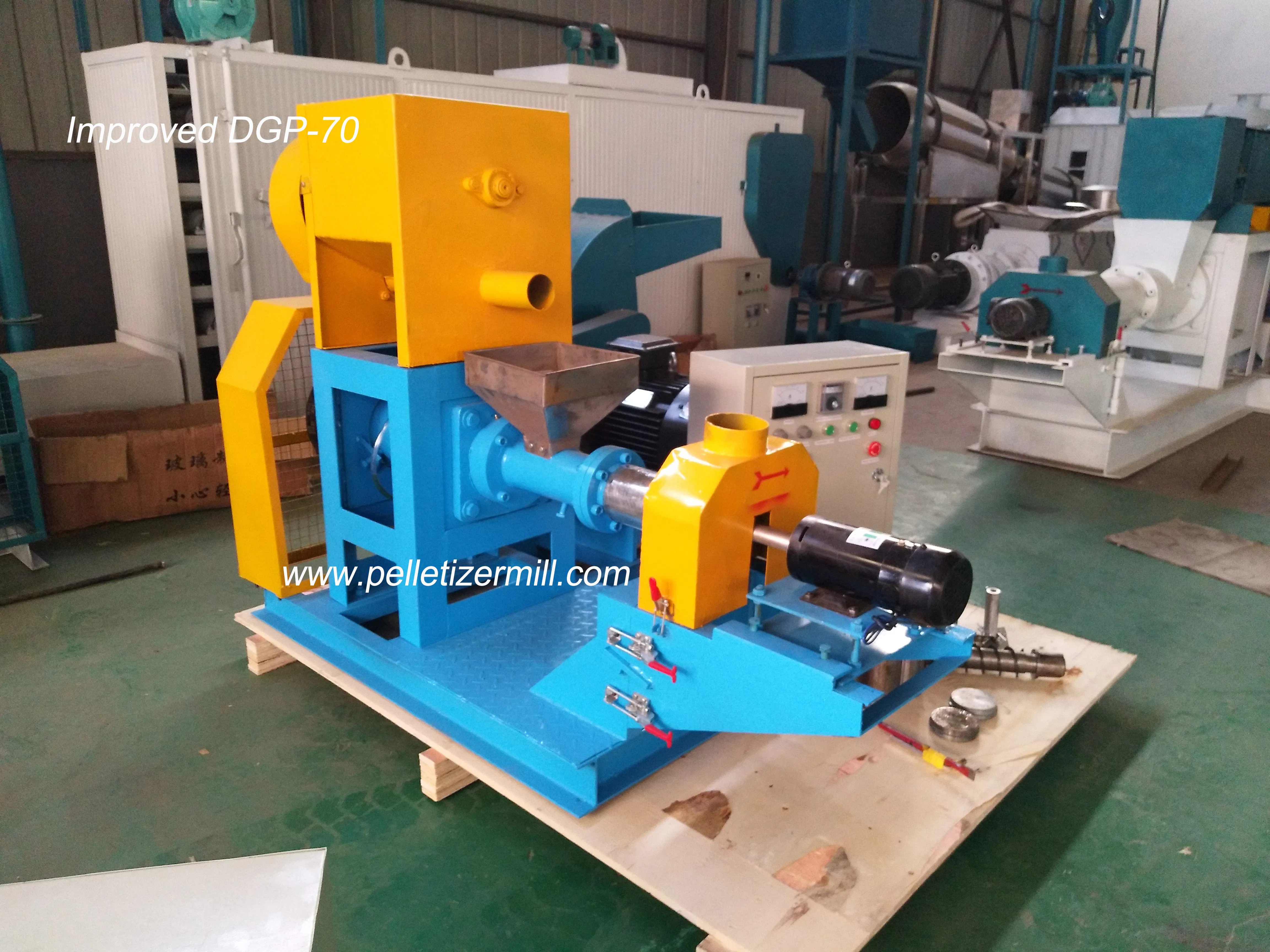Dry Type Floating Fish Feed Pellet Mill gallery image