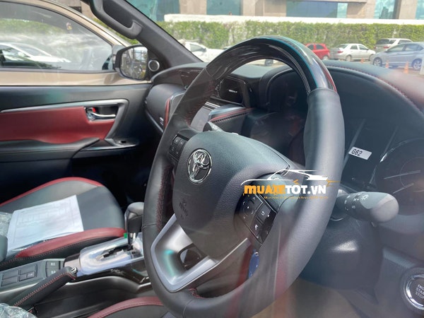 Toyota Fortuner 2021 gallery image