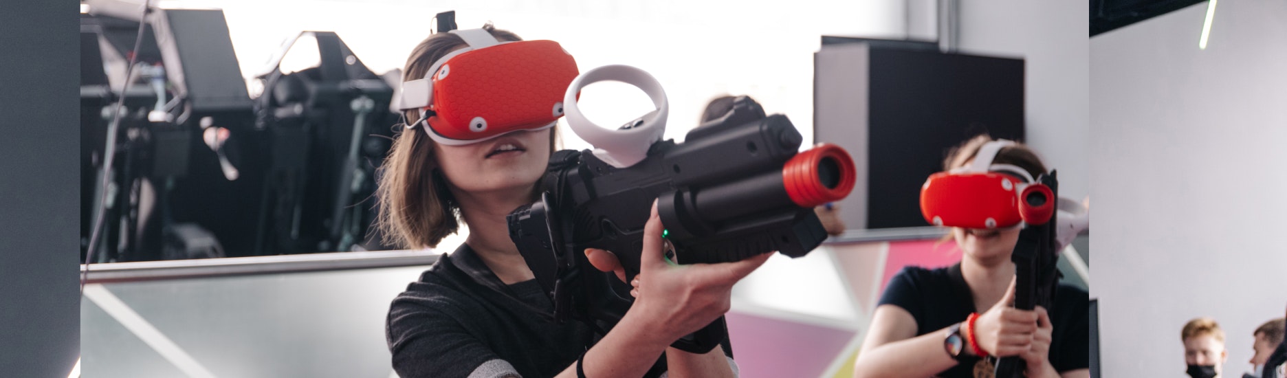 Vion VR - Инновации бесплатно - Roam Arcades, Laser Tag Arenas и виртуальная реальность LBE медиа 1