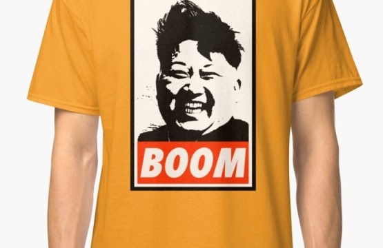 T-shirt gallery image