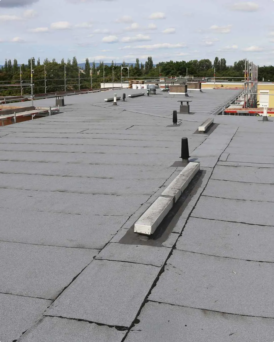 Elite Gold Roofing gallery image