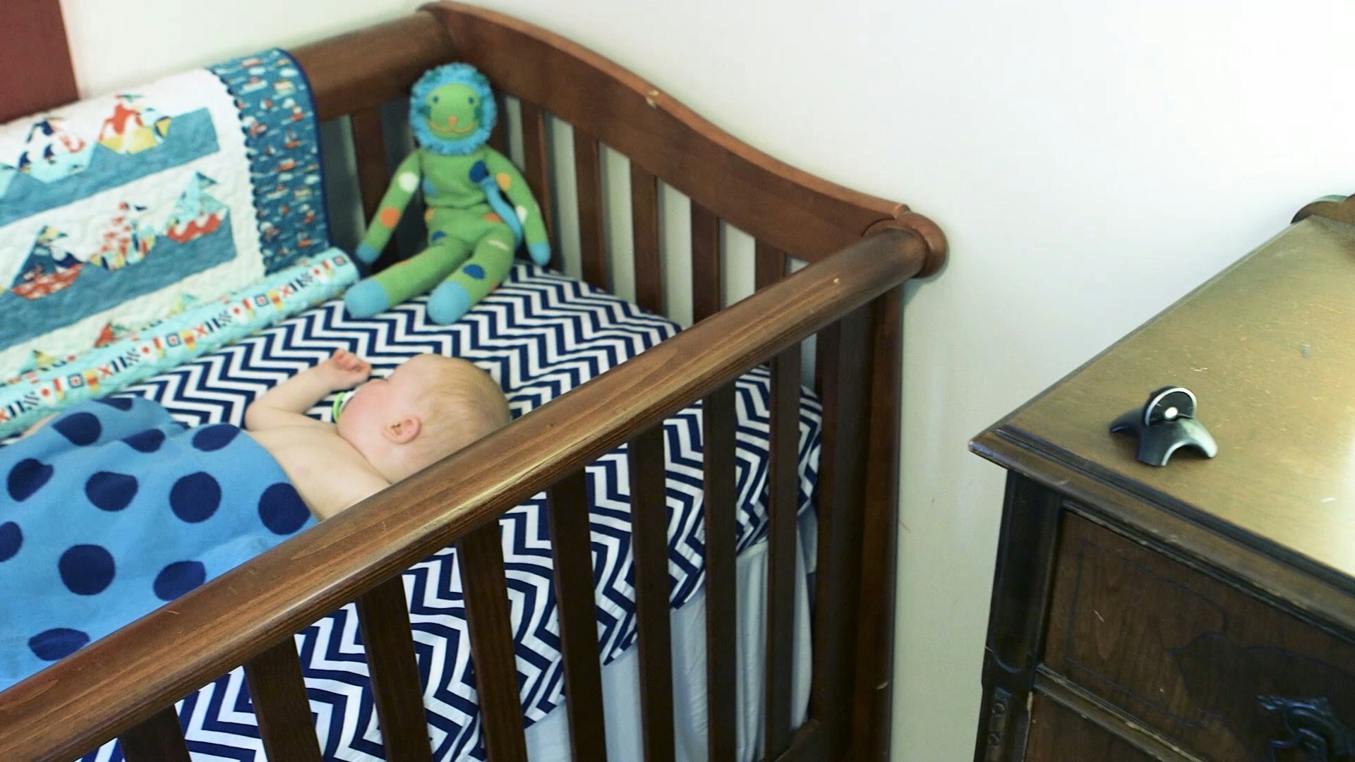 Tempi – A Bluetooth Indoor/Outdoor Thermometer with Humidity gallery image