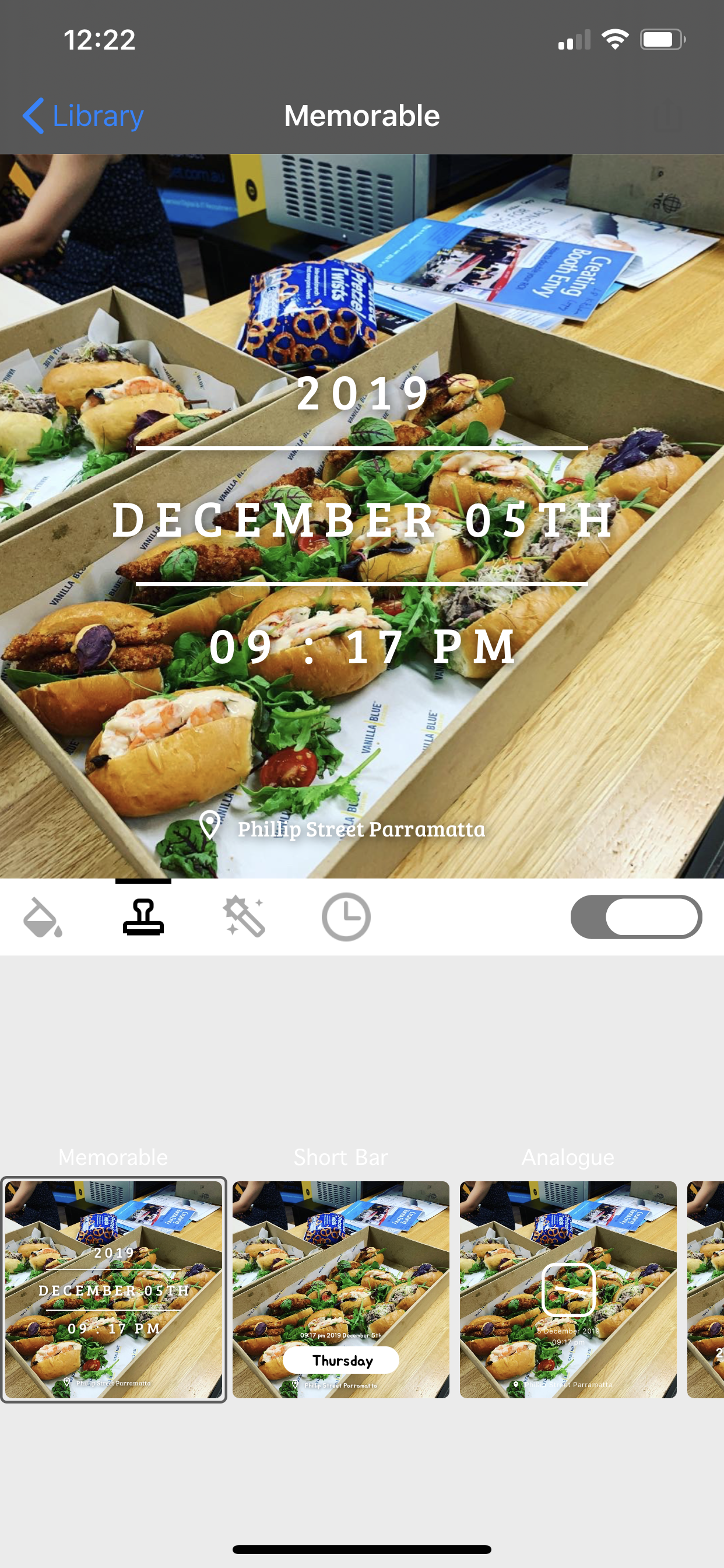 PhotoTag-Timestamp & location gallery image