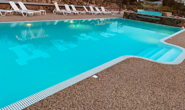 ModernPools: Modern turnkey pool builder gallery image