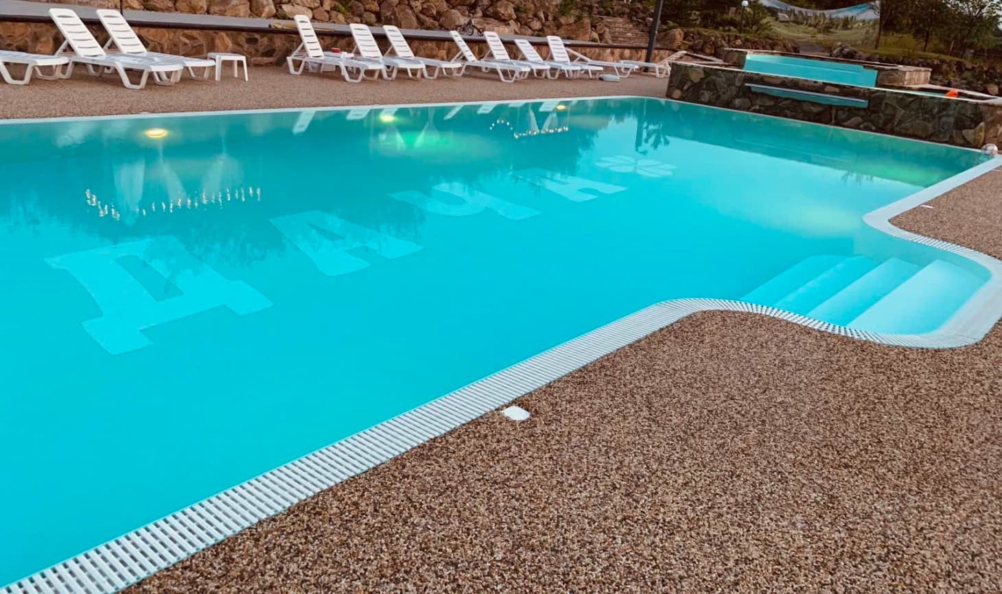 ModernPools: Modern Turnkey Pool Builder - สระว่ายน้ำสร้าง media 4