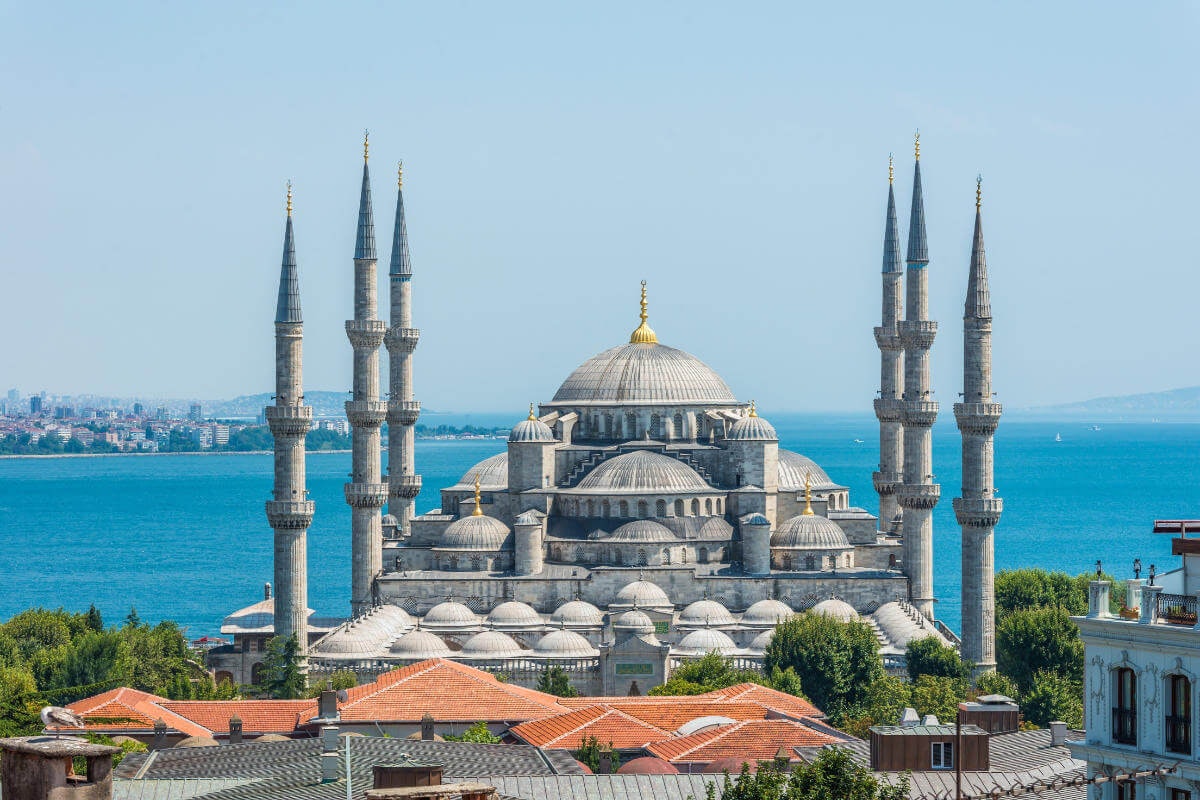 All Istanbul Tours - Wandering travel blogger & creator media 2