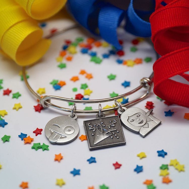 Emoji Girl gallery image