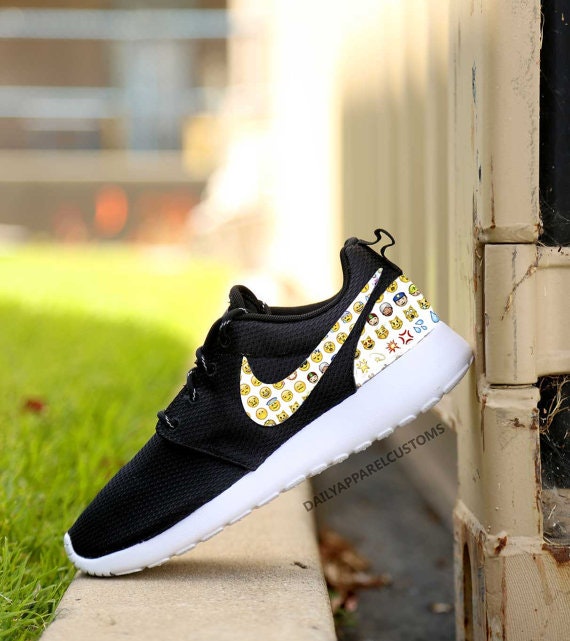 Emojis Nike Shoes
