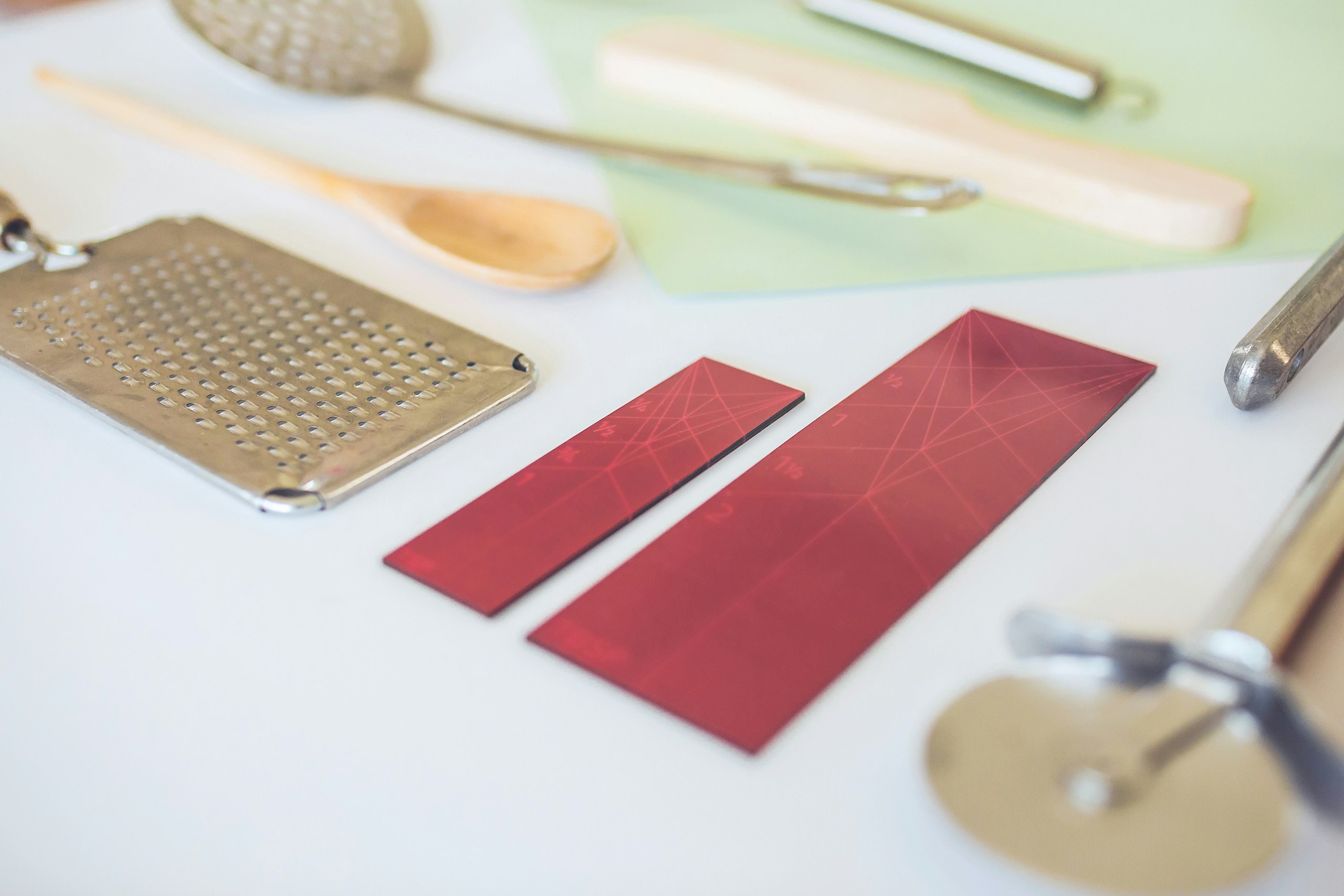 Polygons | The Flat 4-in-1 Measuring Spoon gallery image