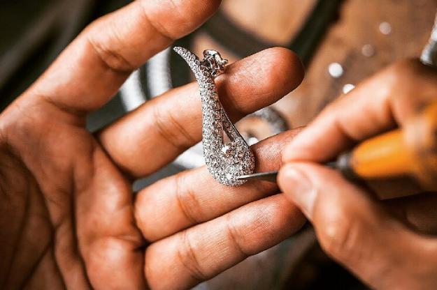 Diamond Jewellery in Dubai gallery image