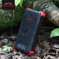 OUTXE W20 IP67 Wireless Solar Power Bank