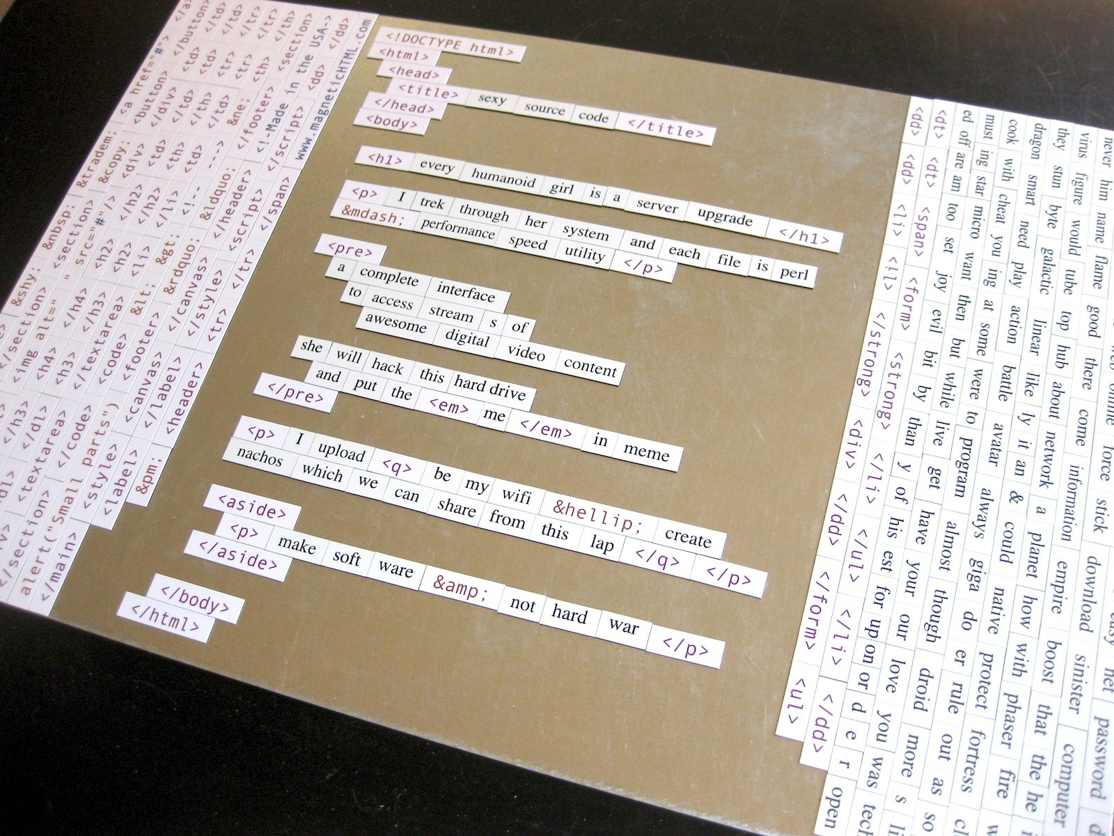 Magnetic HTML gallery image