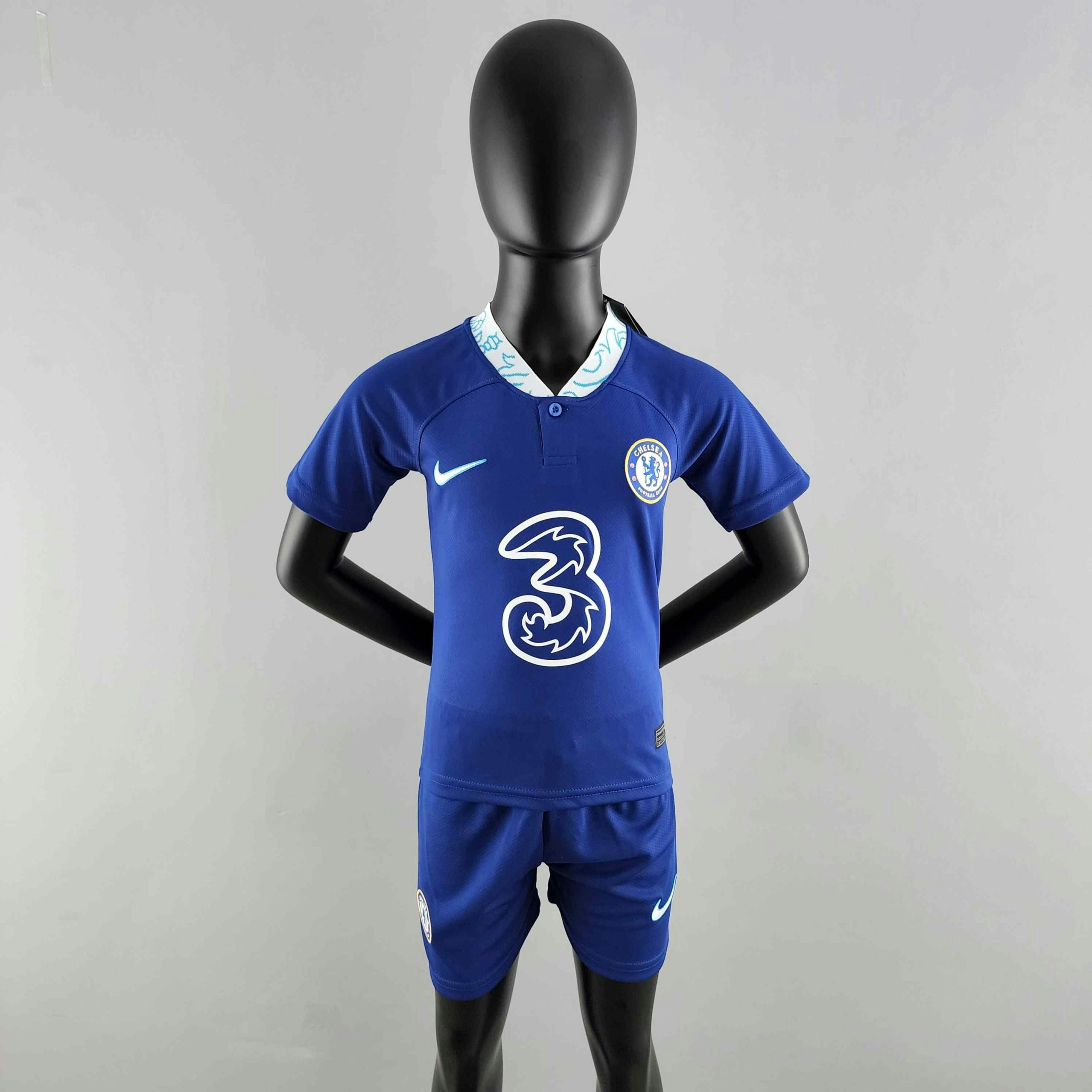 Chelsea Home Retro Kit 2012