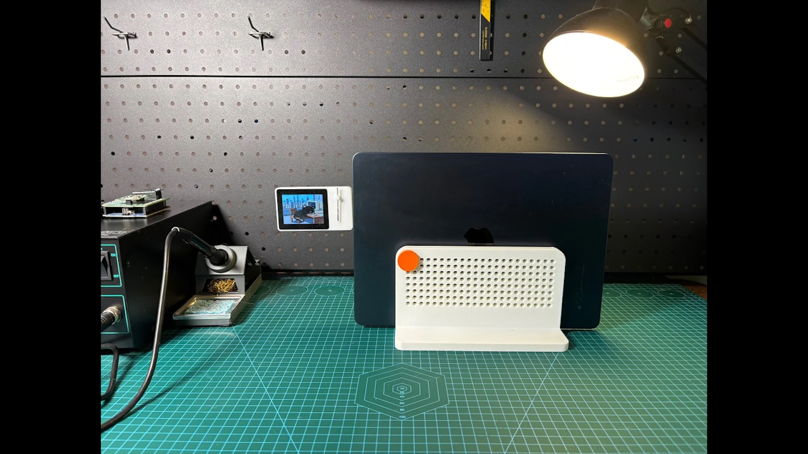 Easing-Point 1.0 screenshot 1 (video preview)