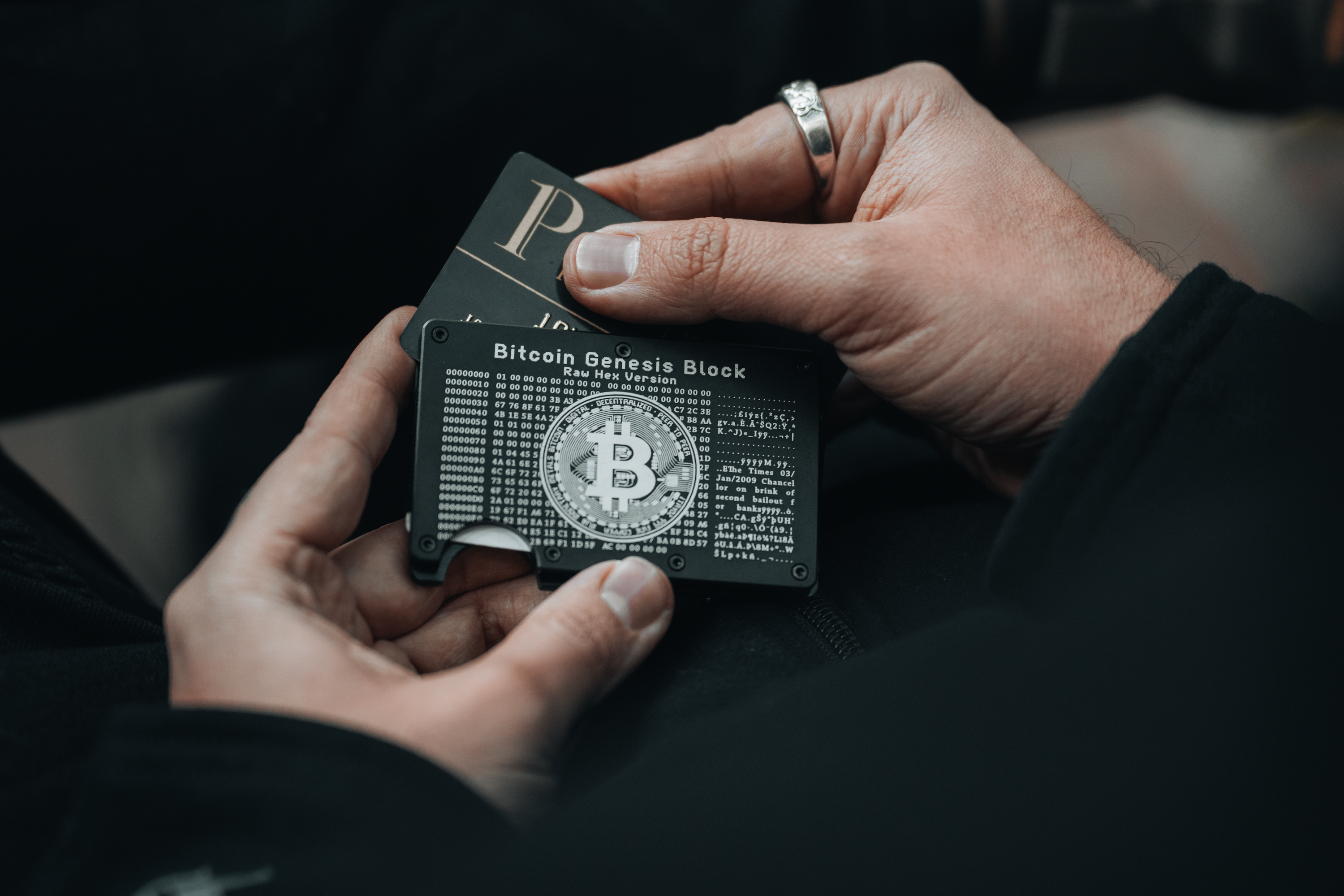 Média Portefeuille de cartes de crédit pour les amateurs de Bitcoin - Montrez votre amour pour Bitcoin dans le style 6