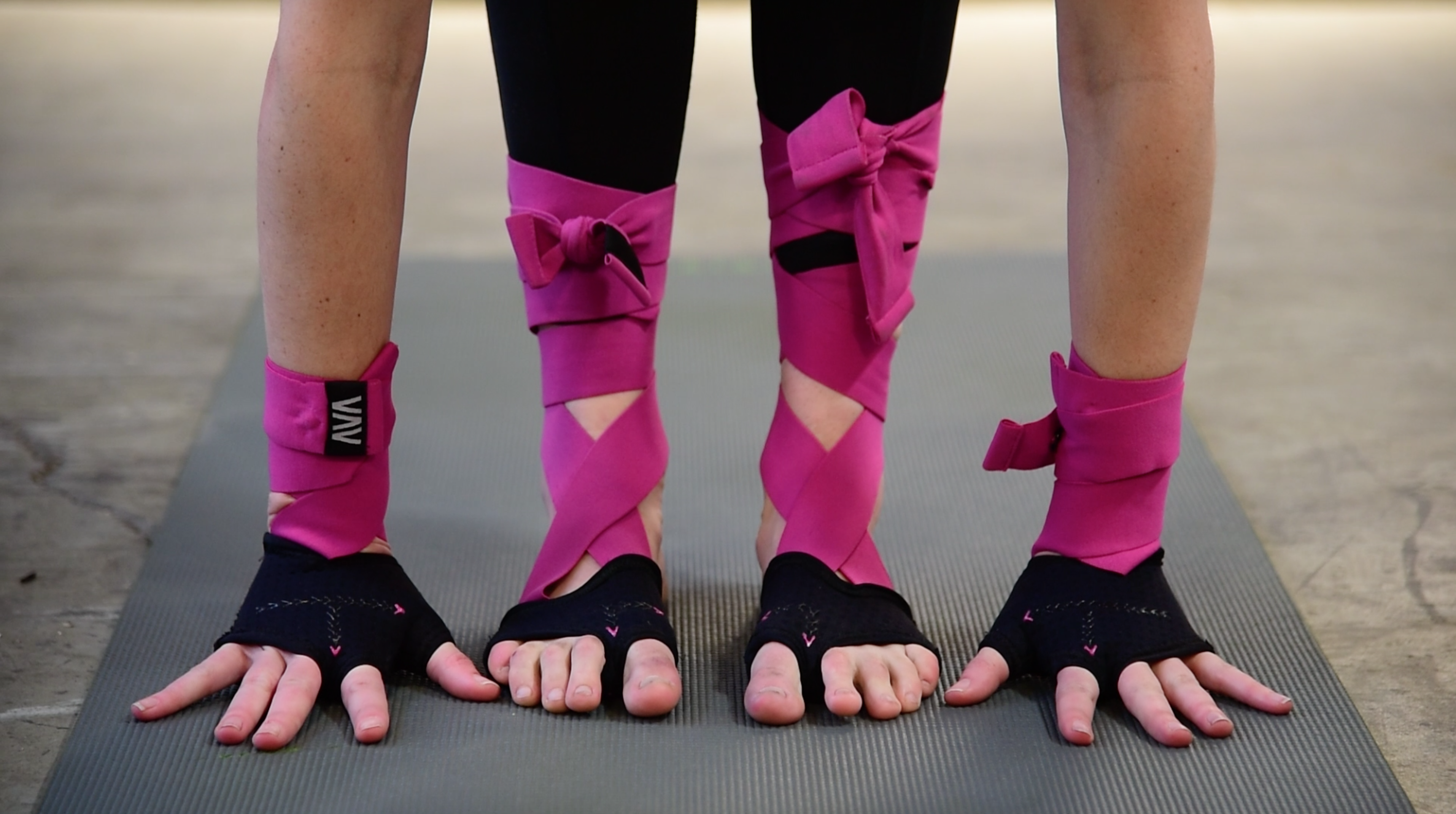 AVA Yoga Bodywear gallery image