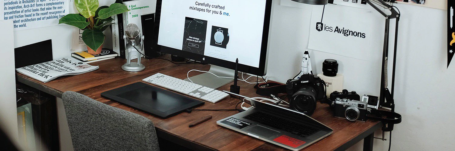 Tobias van Schneider cover