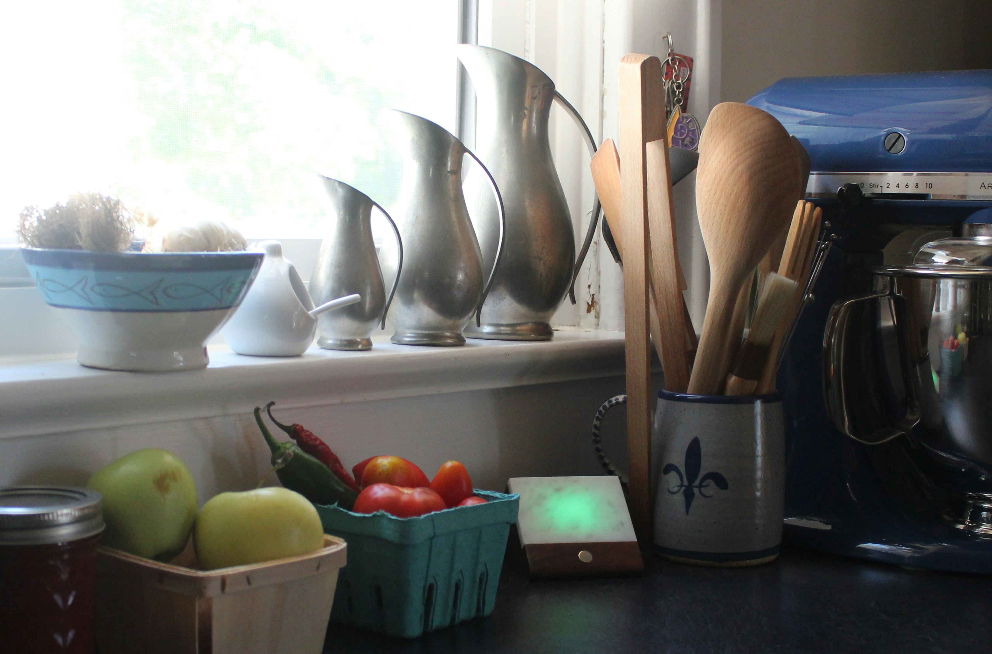 LightNudge: A Modern Barometer gallery image