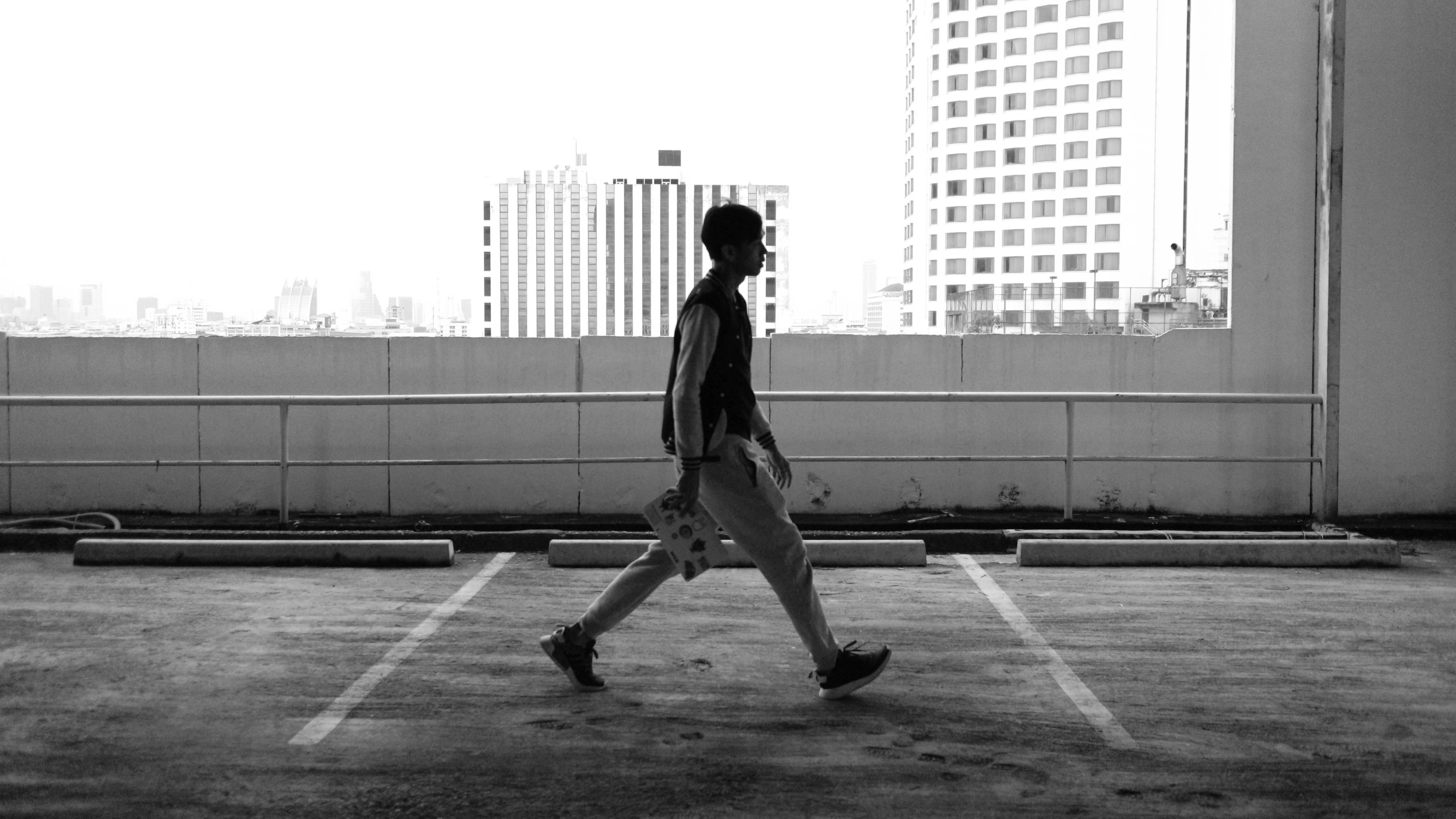 Warat Wongmaneekit cover