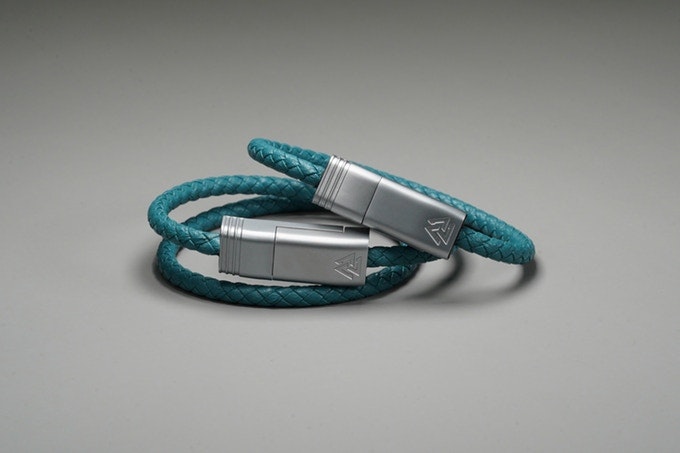 nils wearable charging cable