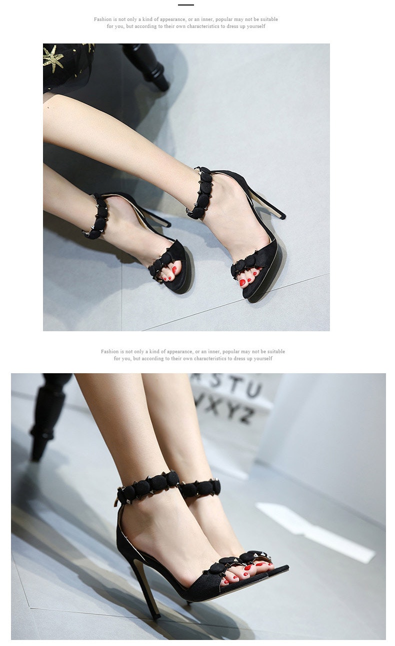 High heel sandals with beads chain strap gallery image
